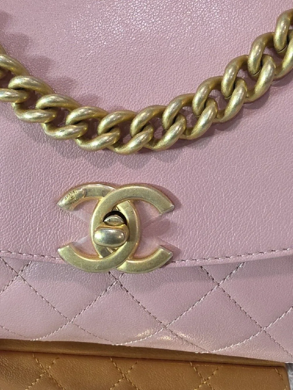 CHANEL Pink Quilted Leather Shoulder Bag with Gold Chain and CC Lock